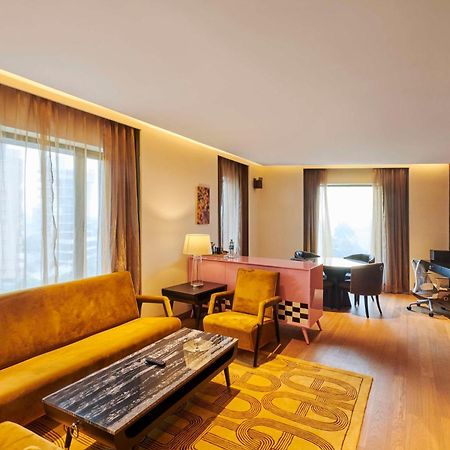 Hilton Garden Inn Lucknow Buitenkant foto