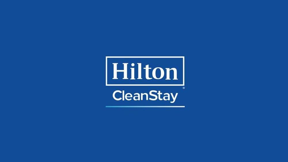 Hilton Garden Inn Lucknow Buitenkant foto