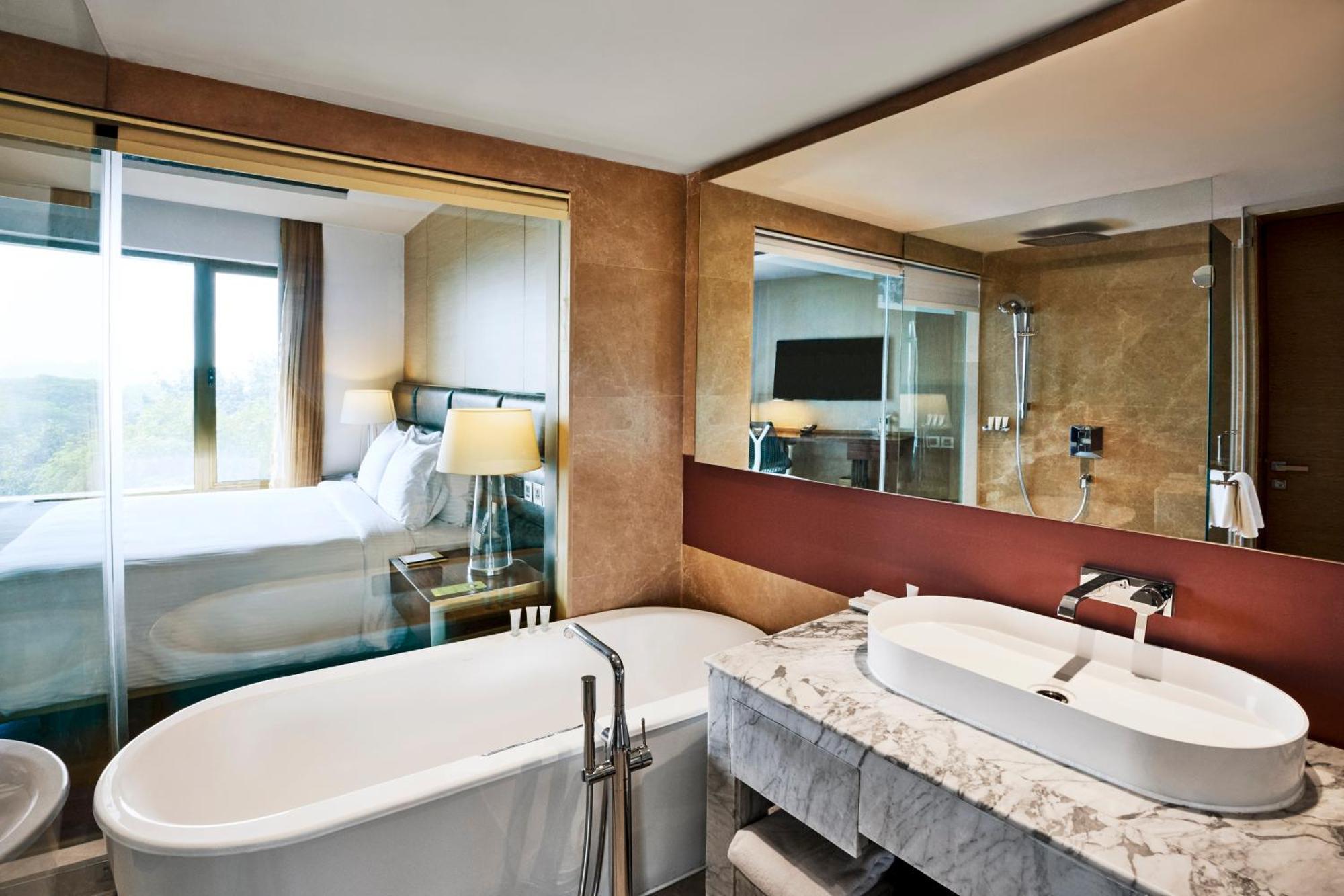 Hilton Garden Inn Lucknow Buitenkant foto