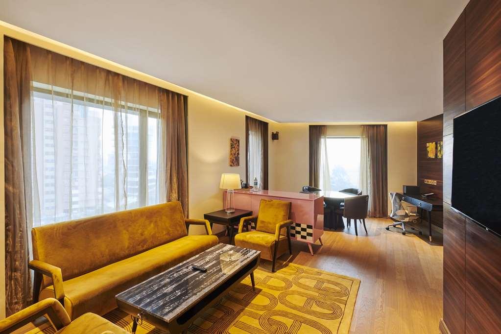 Hilton Garden Inn Lucknow Kamer foto